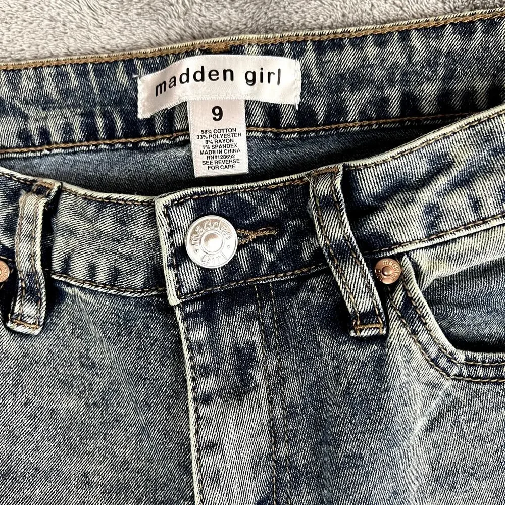 Madden Girl Jeans Womens 9‎ Wide Leg Mid Rise Acid Wash Y2K Style